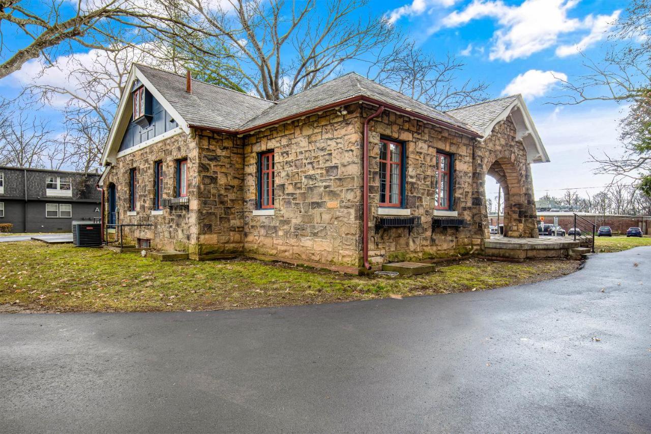 The Howe House Nashville Bagian luar foto